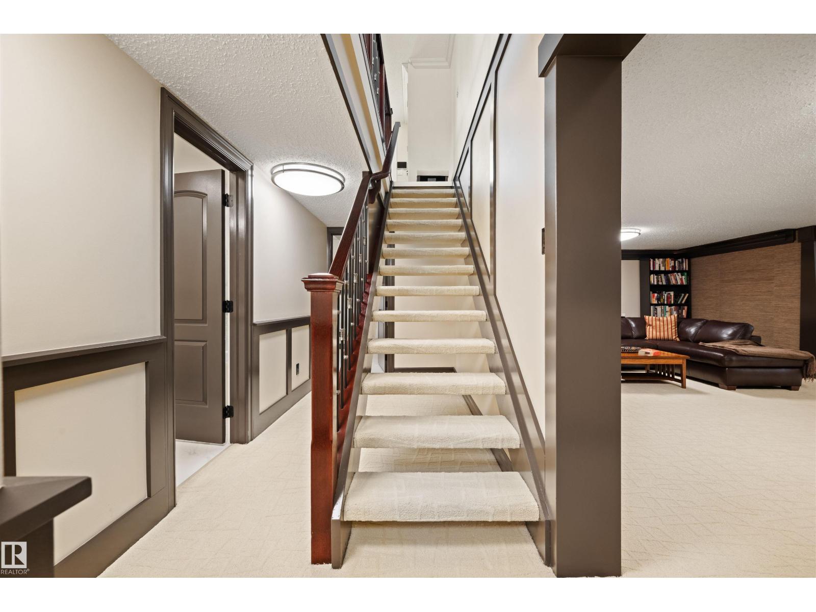111 FAIRWAY DR NW — photo 28