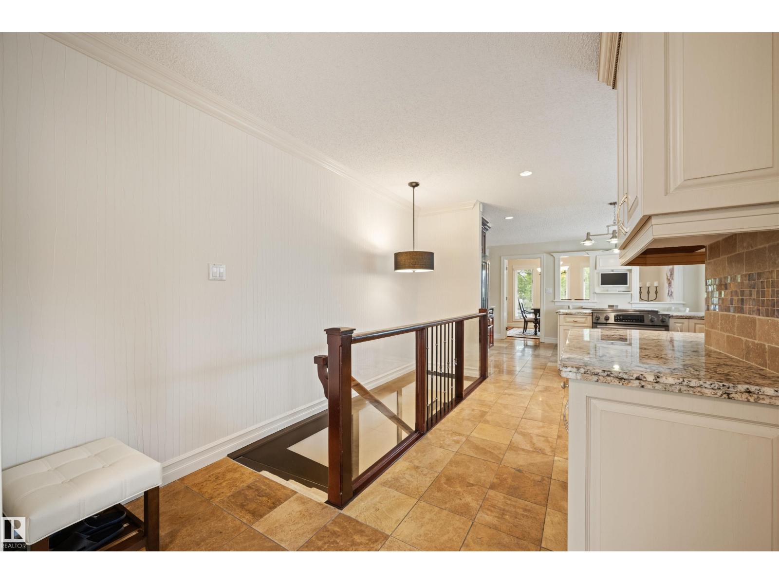 111 FAIRWAY DR NW — photo 27