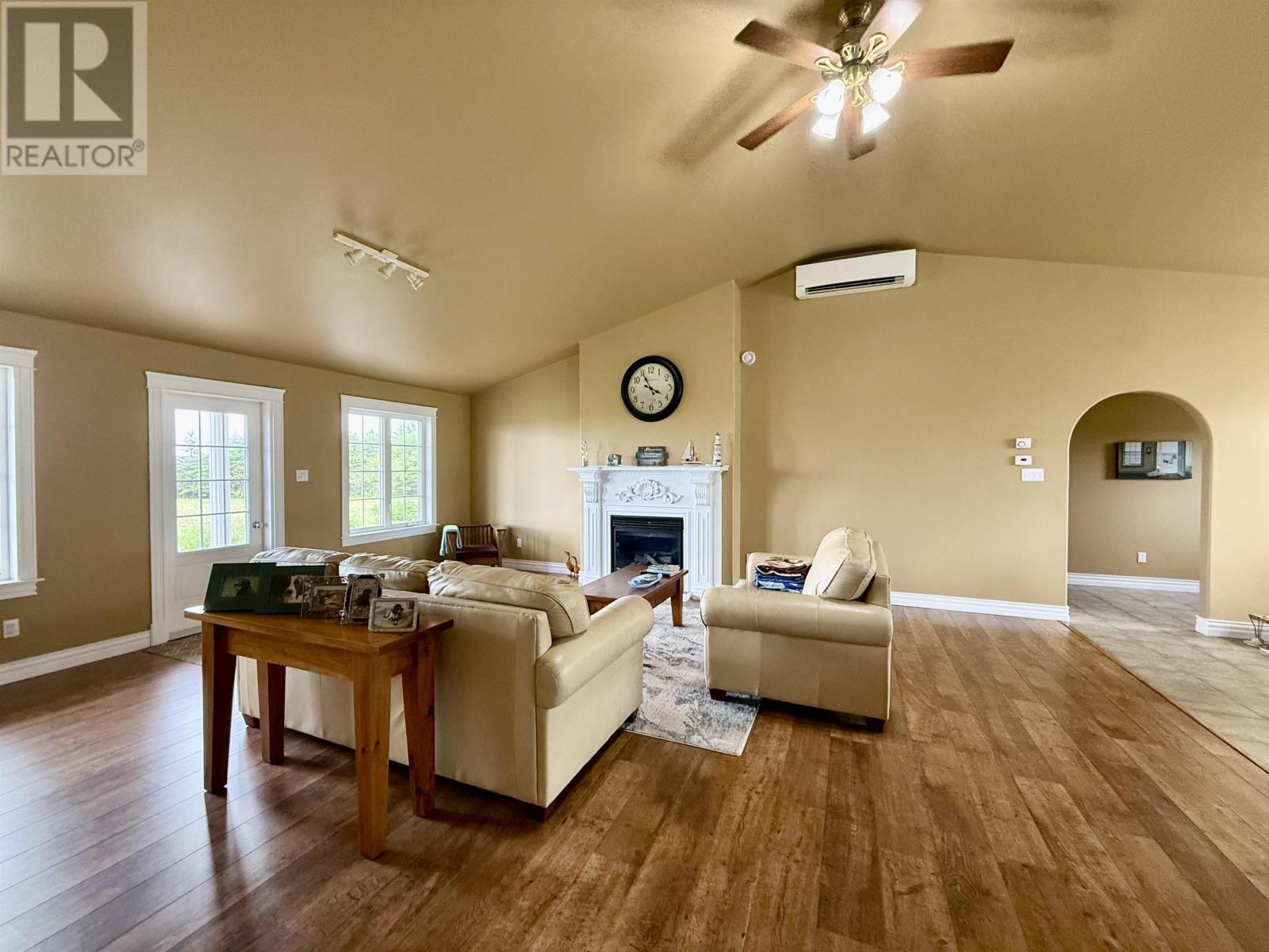 113 AYLWARD Way - 11
