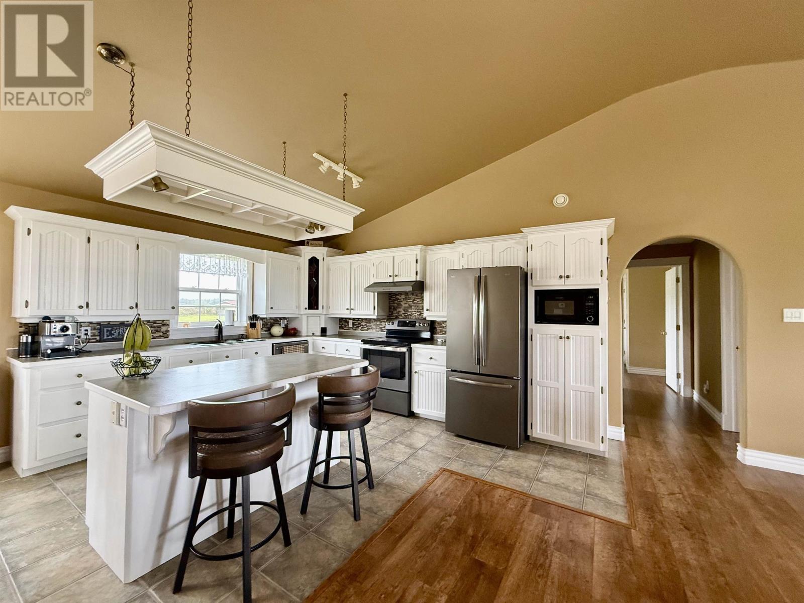 2-bedroom home for sale at 113 AYLWARD Way, Waterford ON · photo 6 of 36