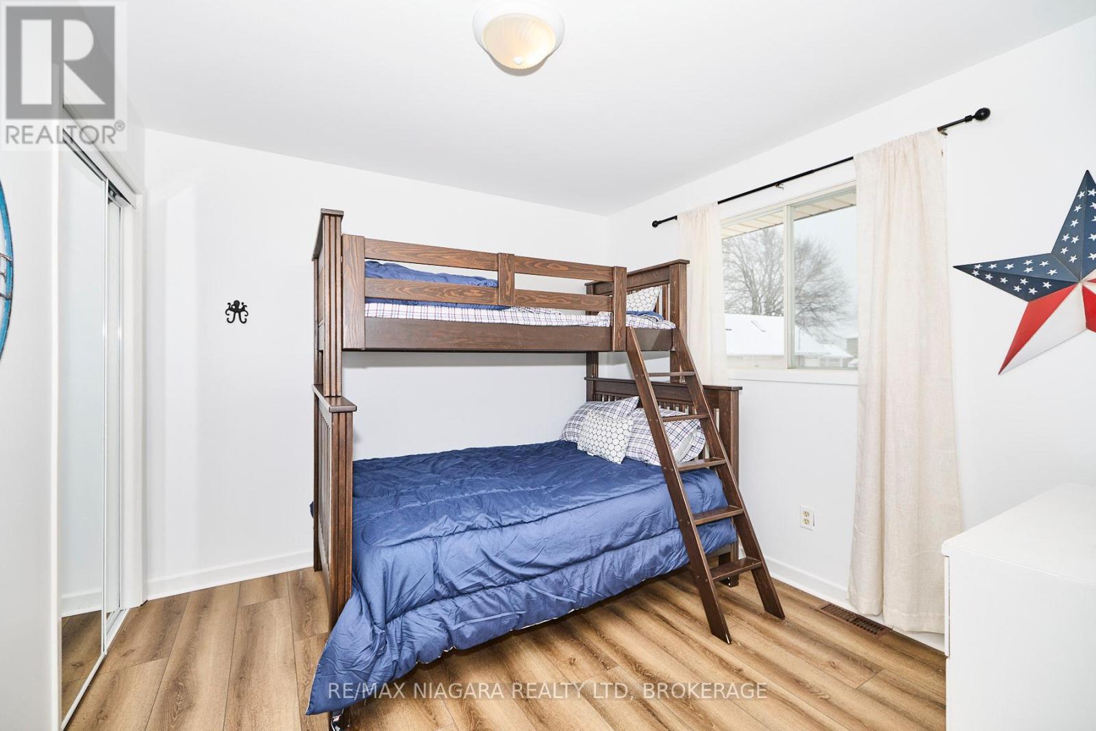 384 DOVERCOURT ROAD - 16