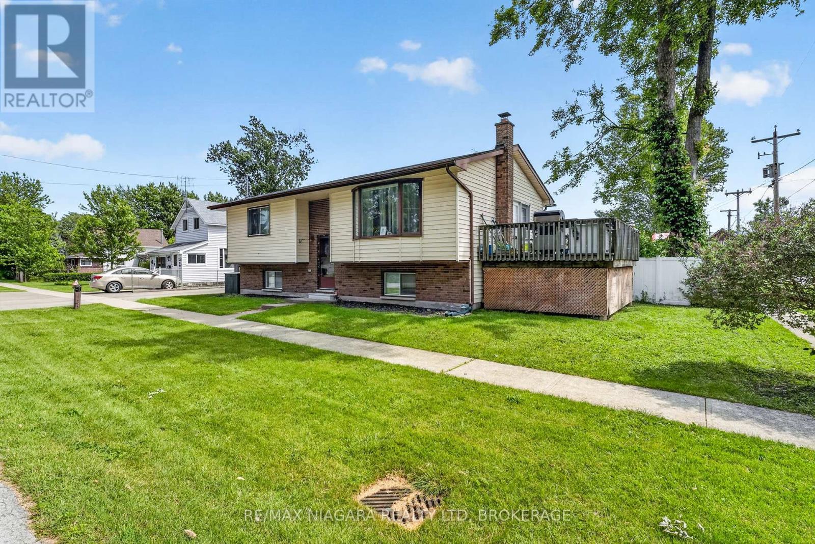 384 DOVERCOURT ROAD - 2