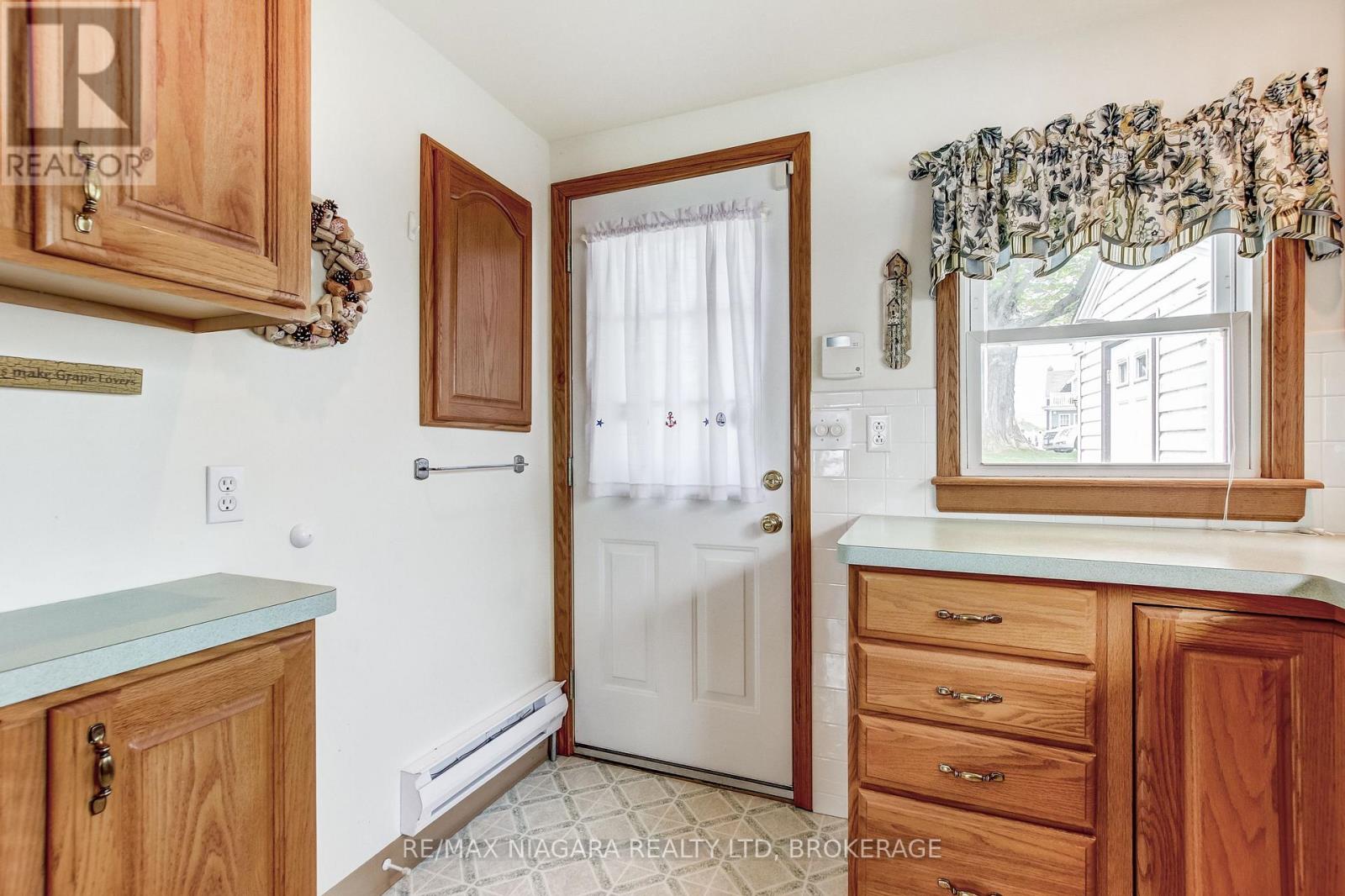 12893 OLD LAKESHORE ROAD - 10