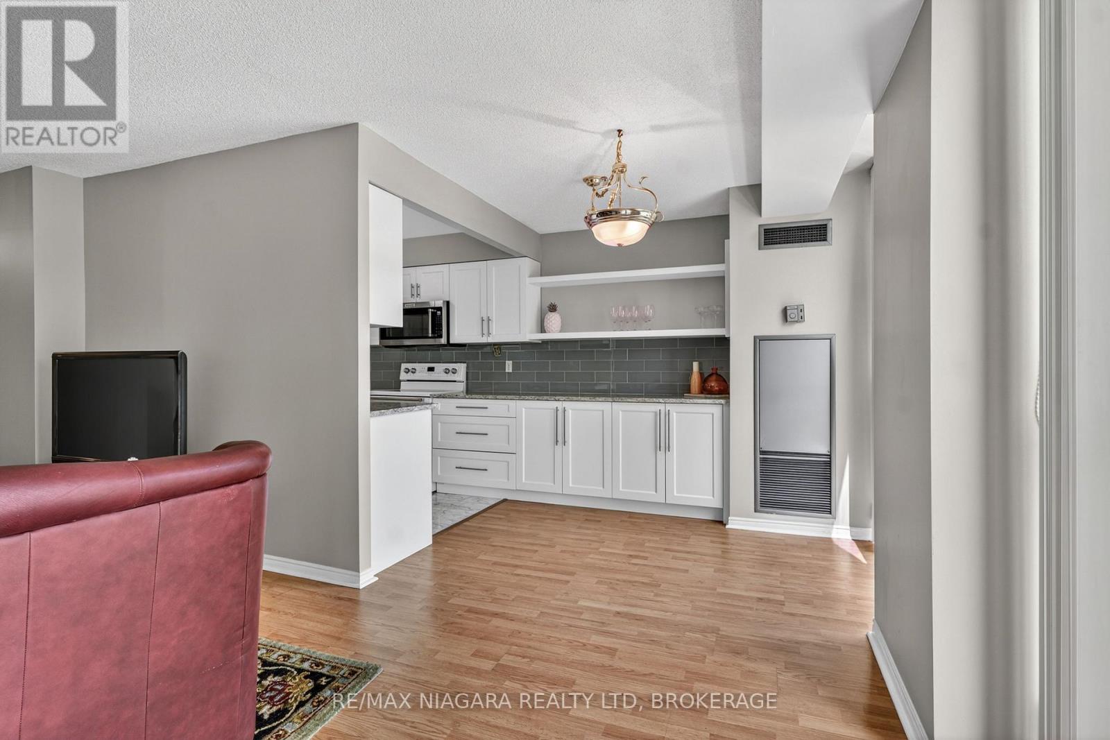 #204 162 MARTINDALE ROAD - 15