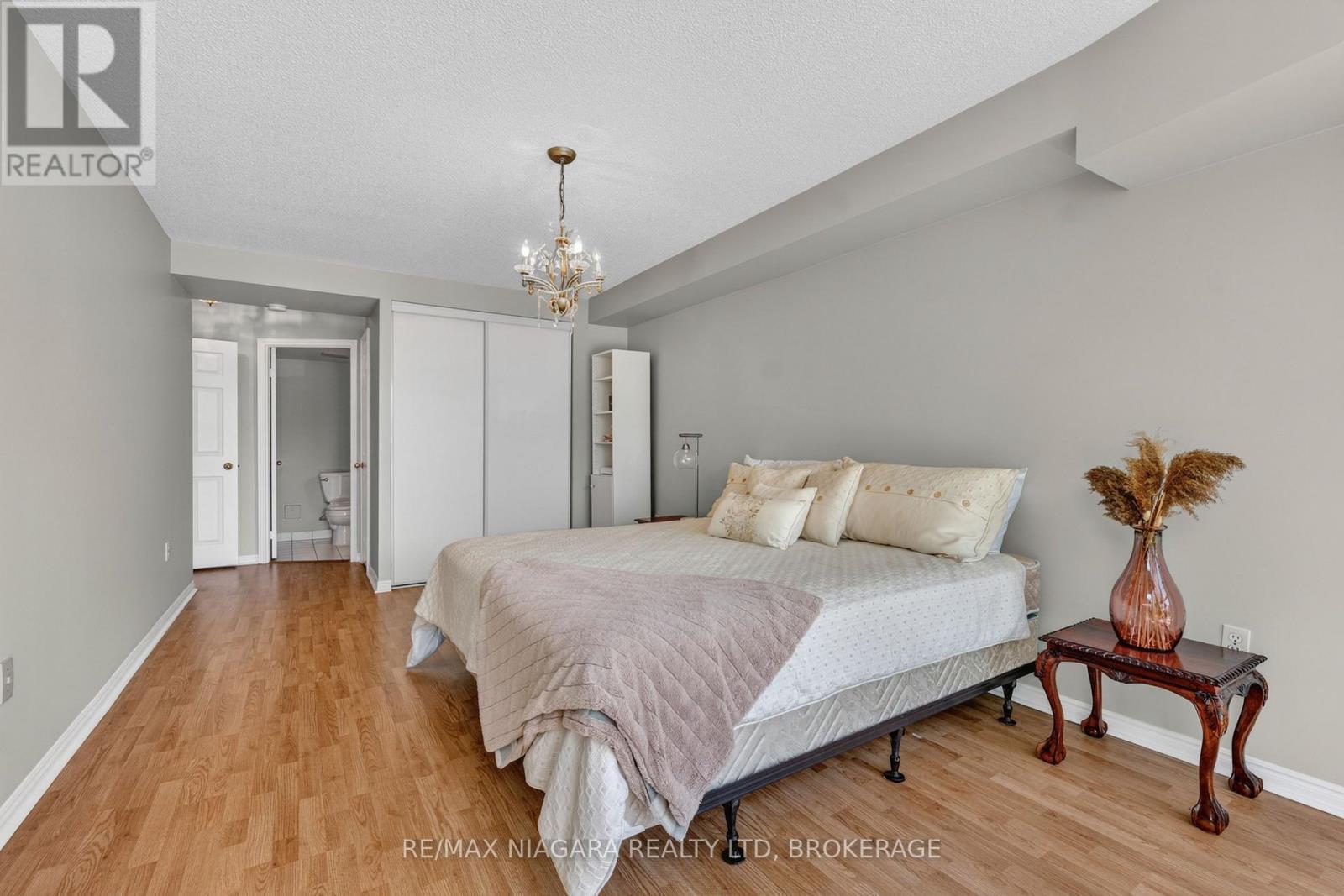 #204 162 MARTINDALE ROAD - 21