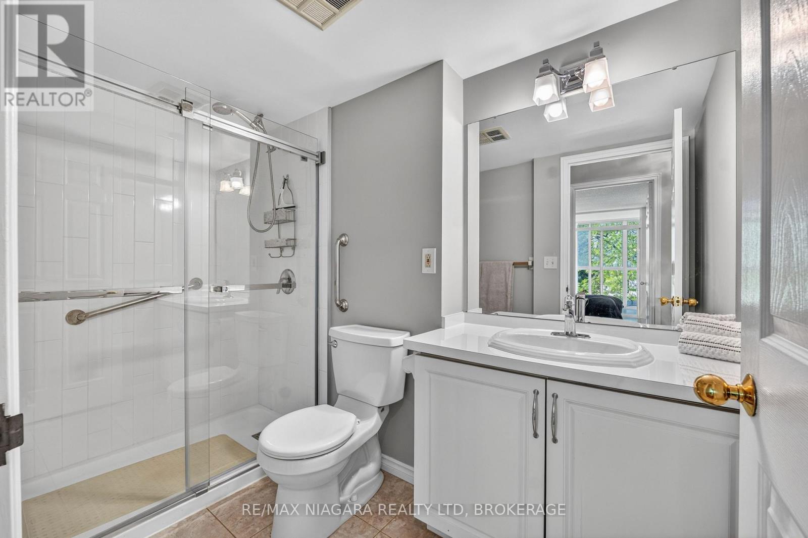 #204 162 MARTINDALE ROAD - 27