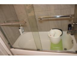 3752 Harwood Cr Crescent, Abbotsford, BC V2S7A6 Photo 10