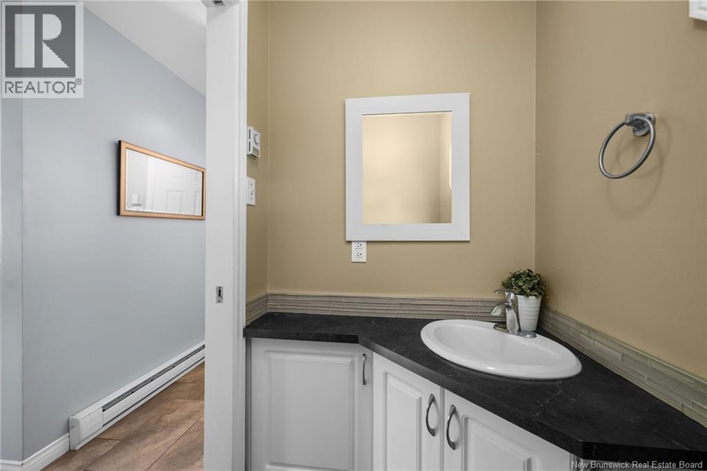 613 Clarence-Cormier Street - 23