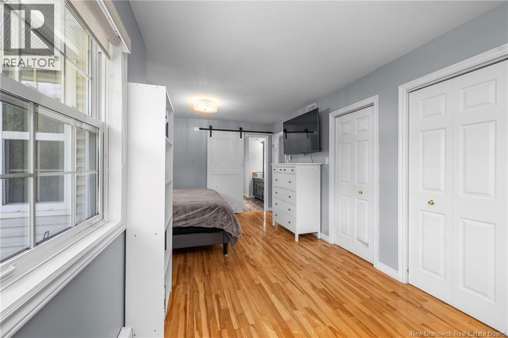 613 Clarence-Cormier Street - 26