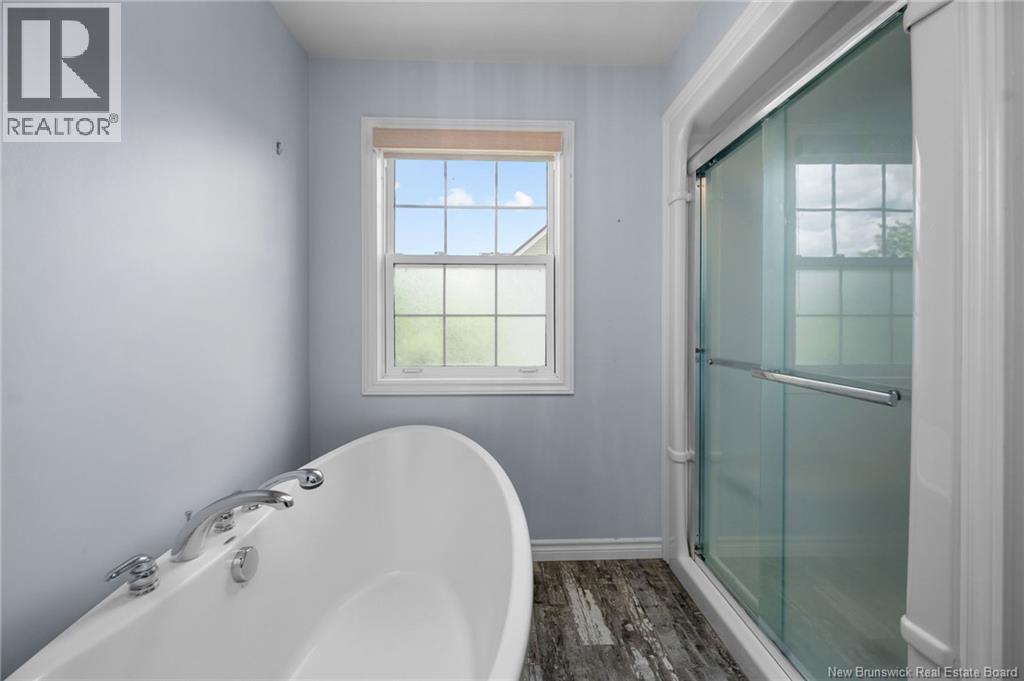 613 Clarence-Cormier Street - 29