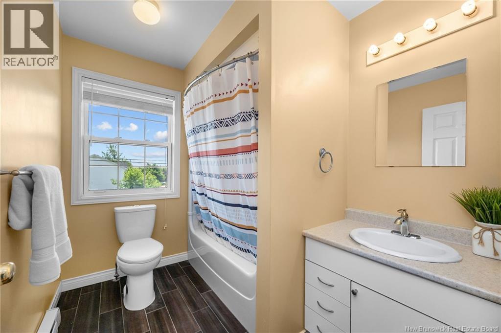 613 Clarence-Cormier Street - 36