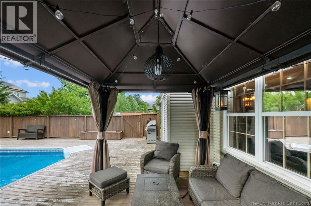 613 Clarence-Cormier Street - 44