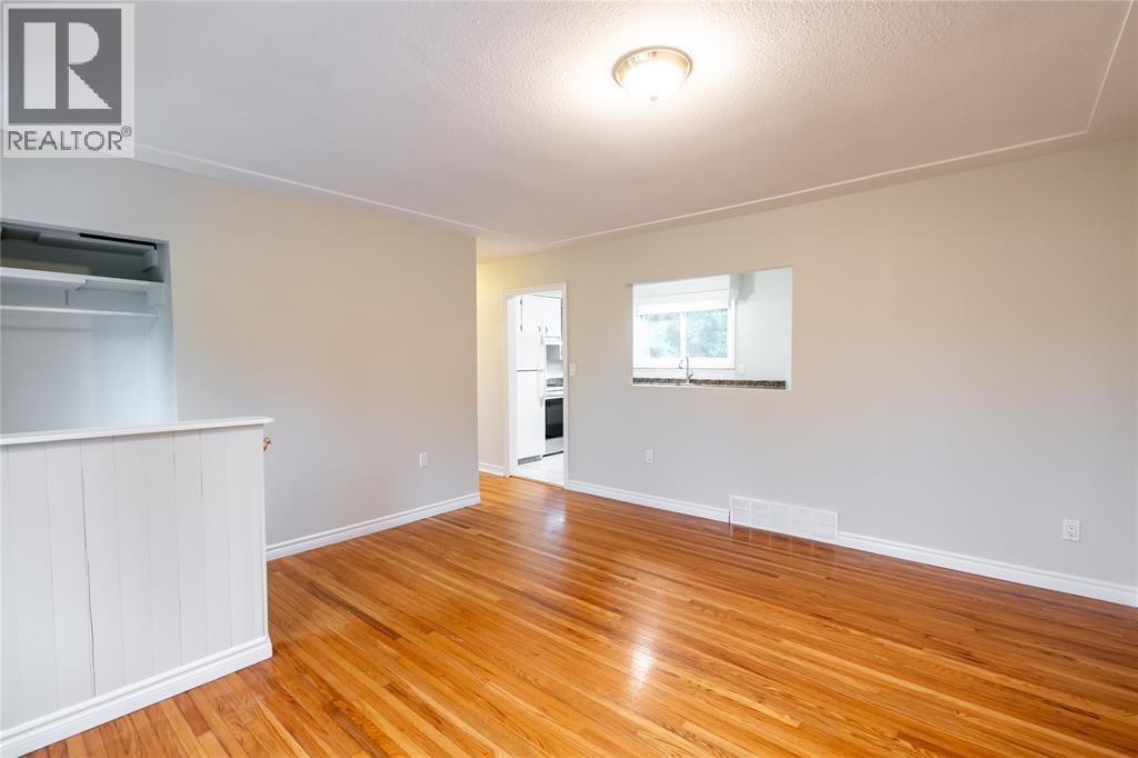 372 VROOM STREET - 6