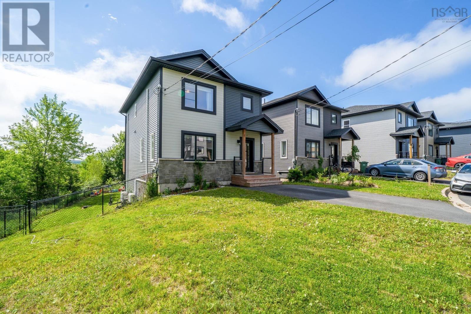 Property 2 of 52 of 42 Sam Crescent
