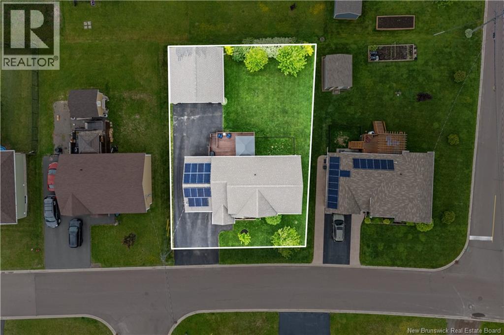 253 Chatellerault Street - Image 35