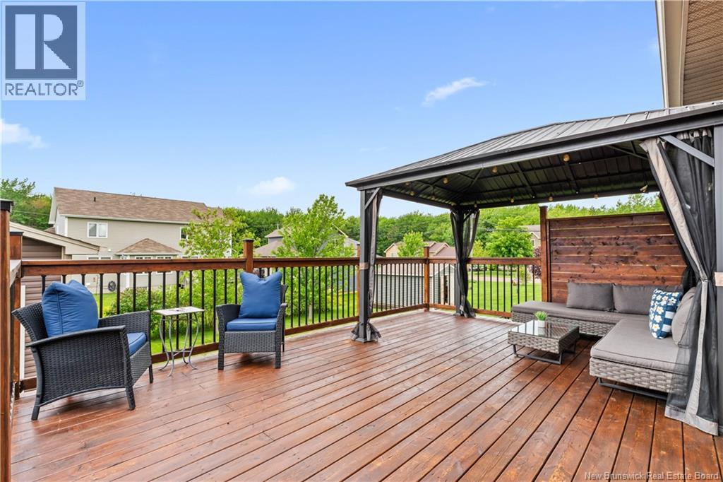 253 Chatellerault Street - Image 30