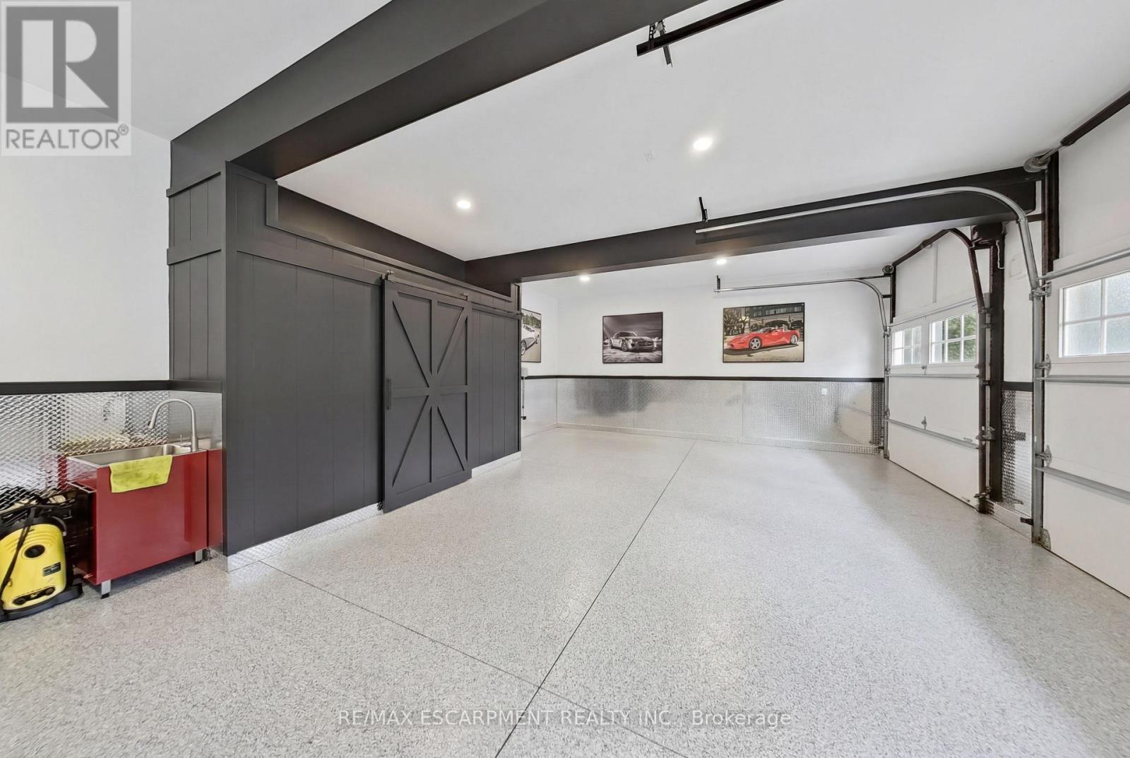 162 FRUITLAND AVENUE - 39