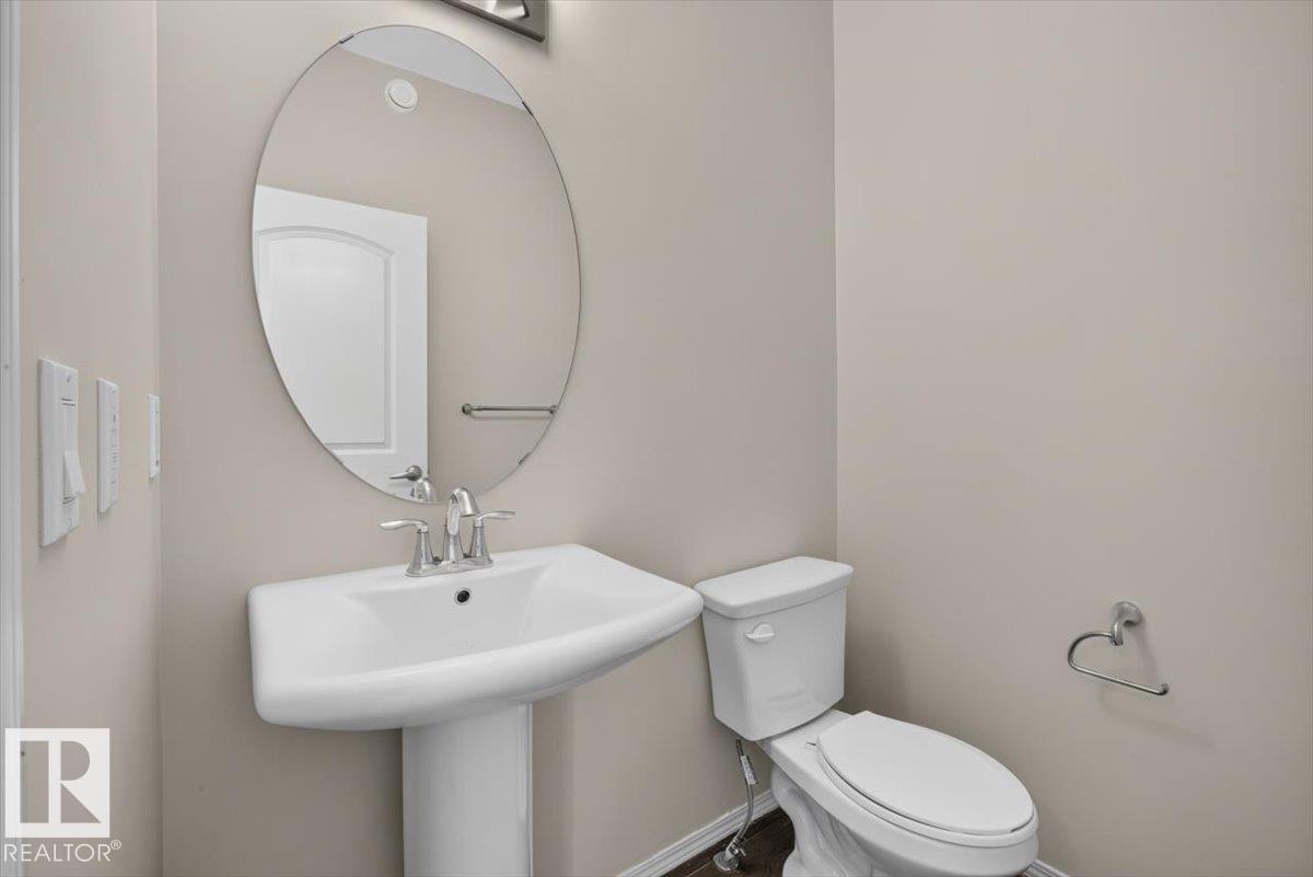 2144 51 ST SW - 18