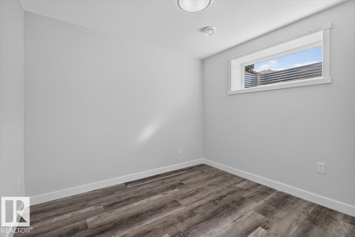 2144 51 ST SW - 35