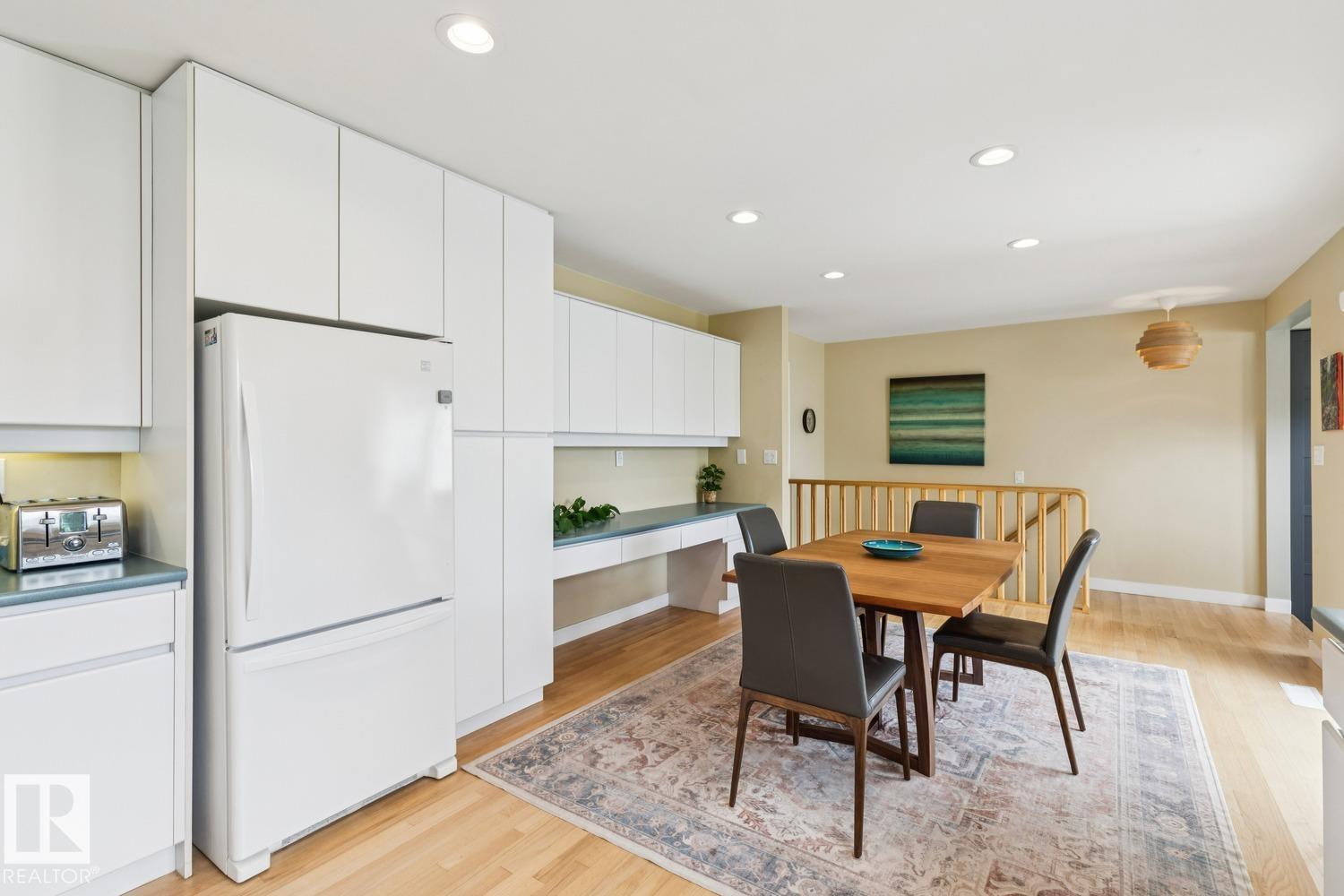 3607 118 ST NW — photo 13