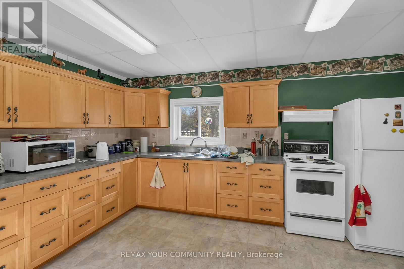 700 CATERING ROAD S - 14