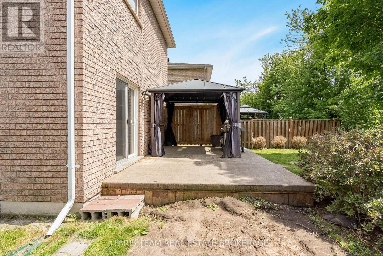 54 BIRD STREET - 26