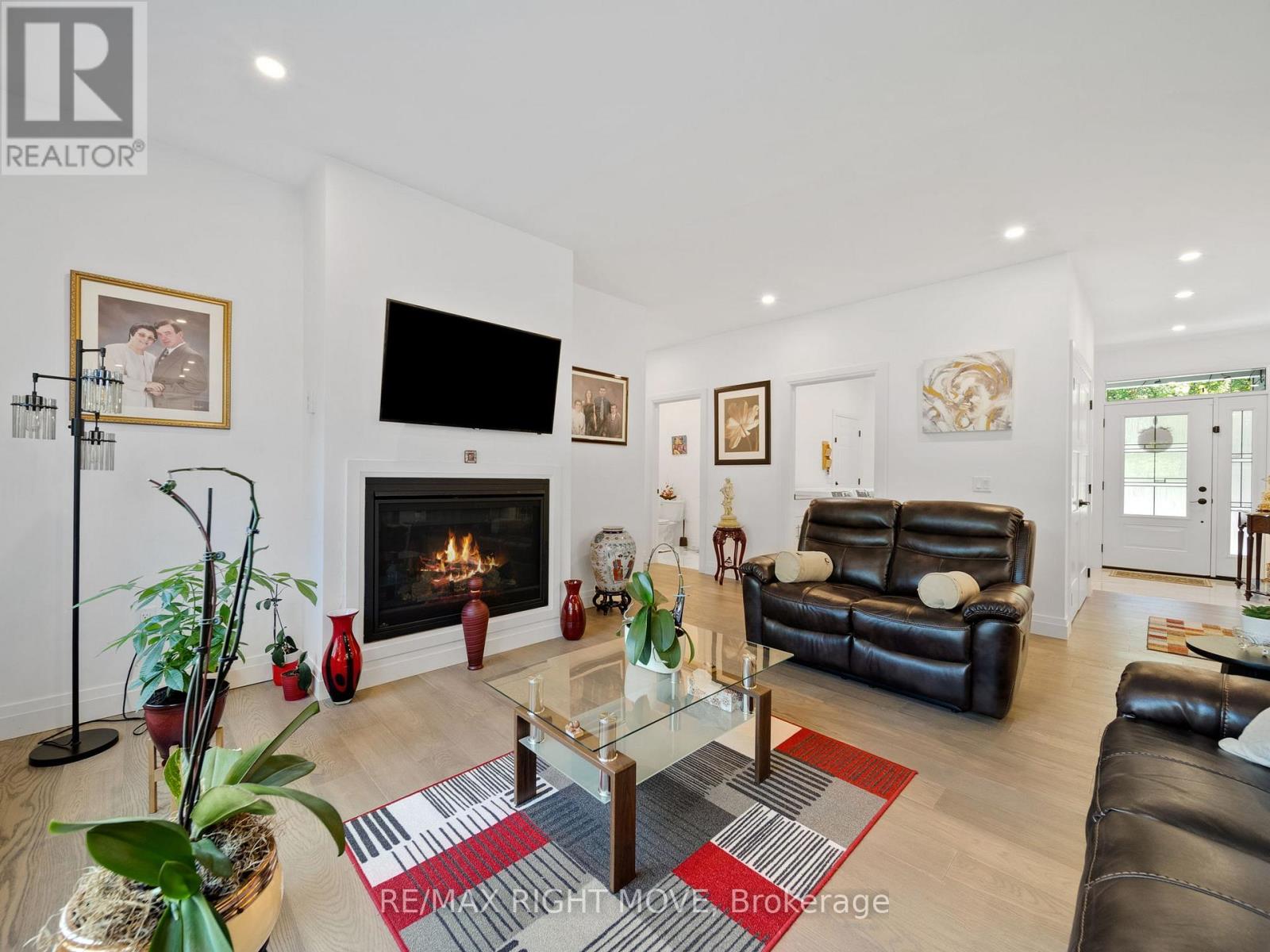 22 BELLEHUMEUR ROAD - 11