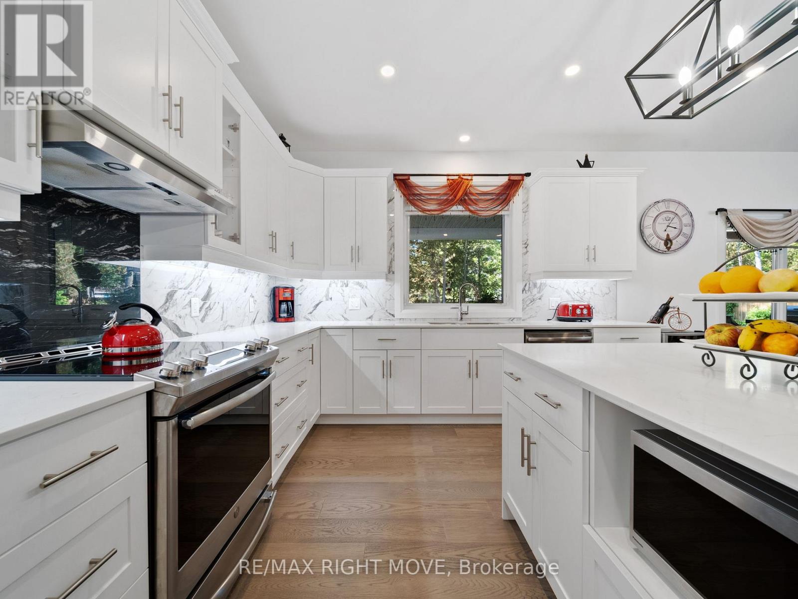 22 BELLEHUMEUR ROAD - 18
