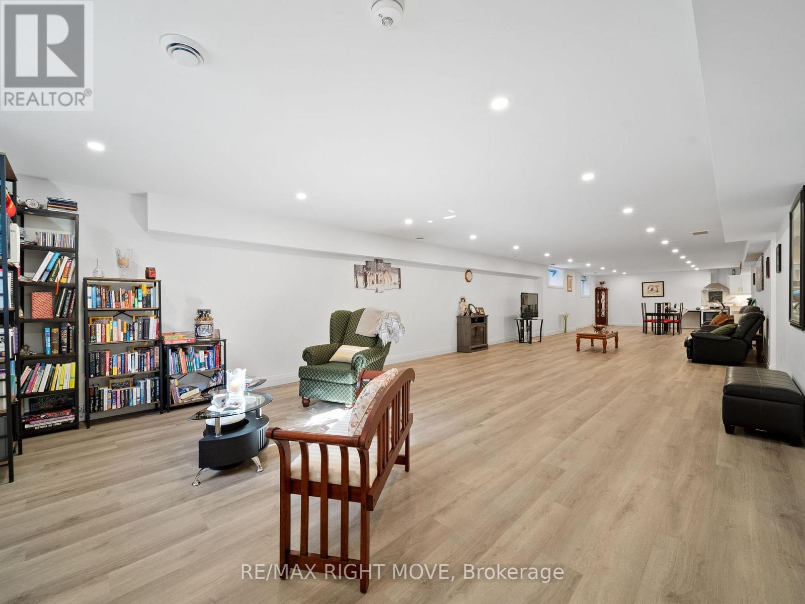 22 BELLEHUMEUR ROAD - 28