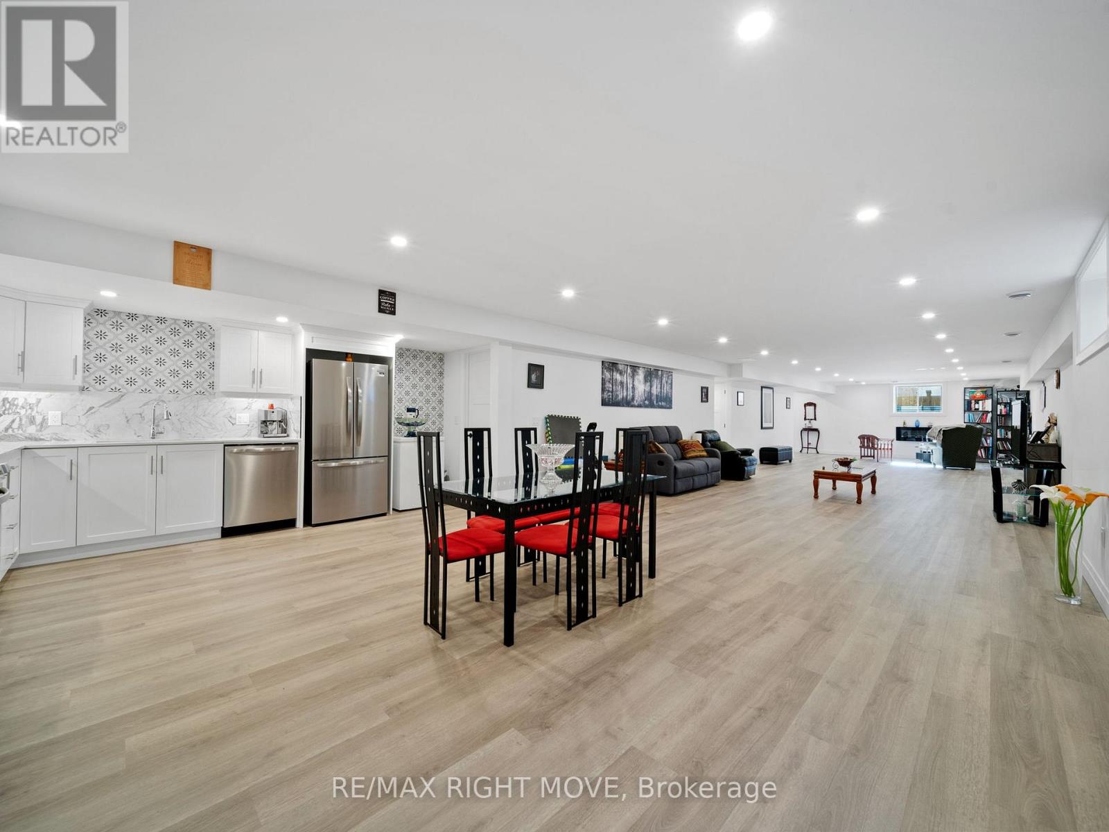 22 BELLEHUMEUR ROAD - 32