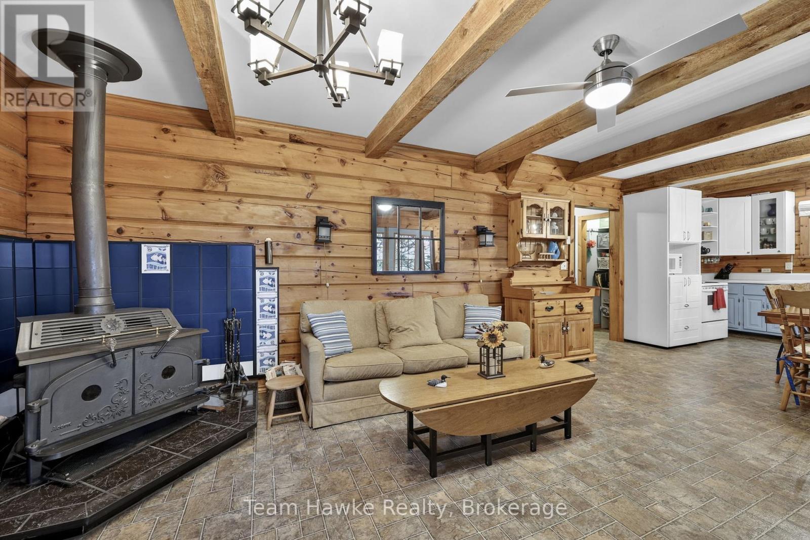 698 TINY BEACHES ROAD S - 18