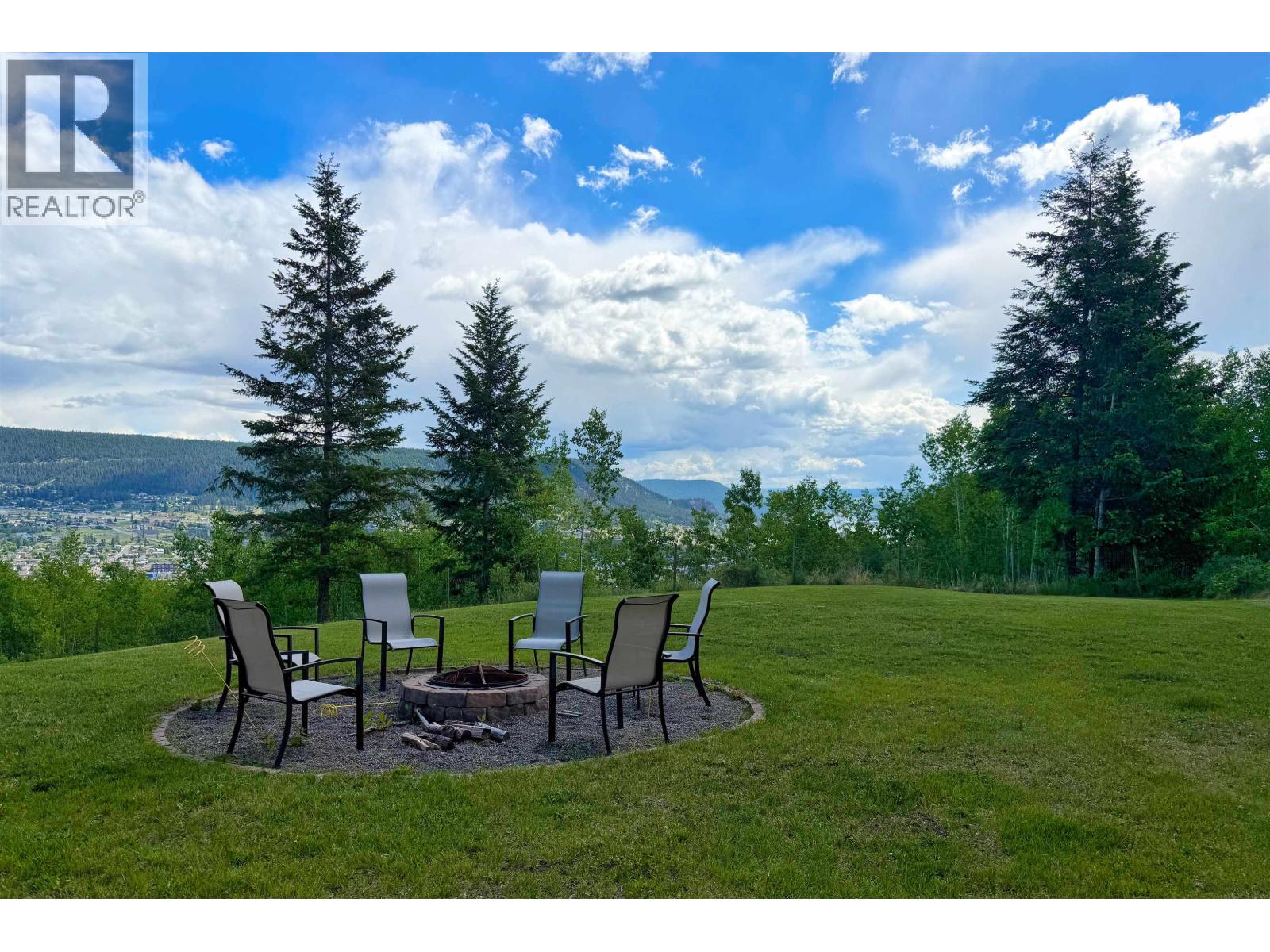 266 WOODLAND DRIVE, Williams Lake
