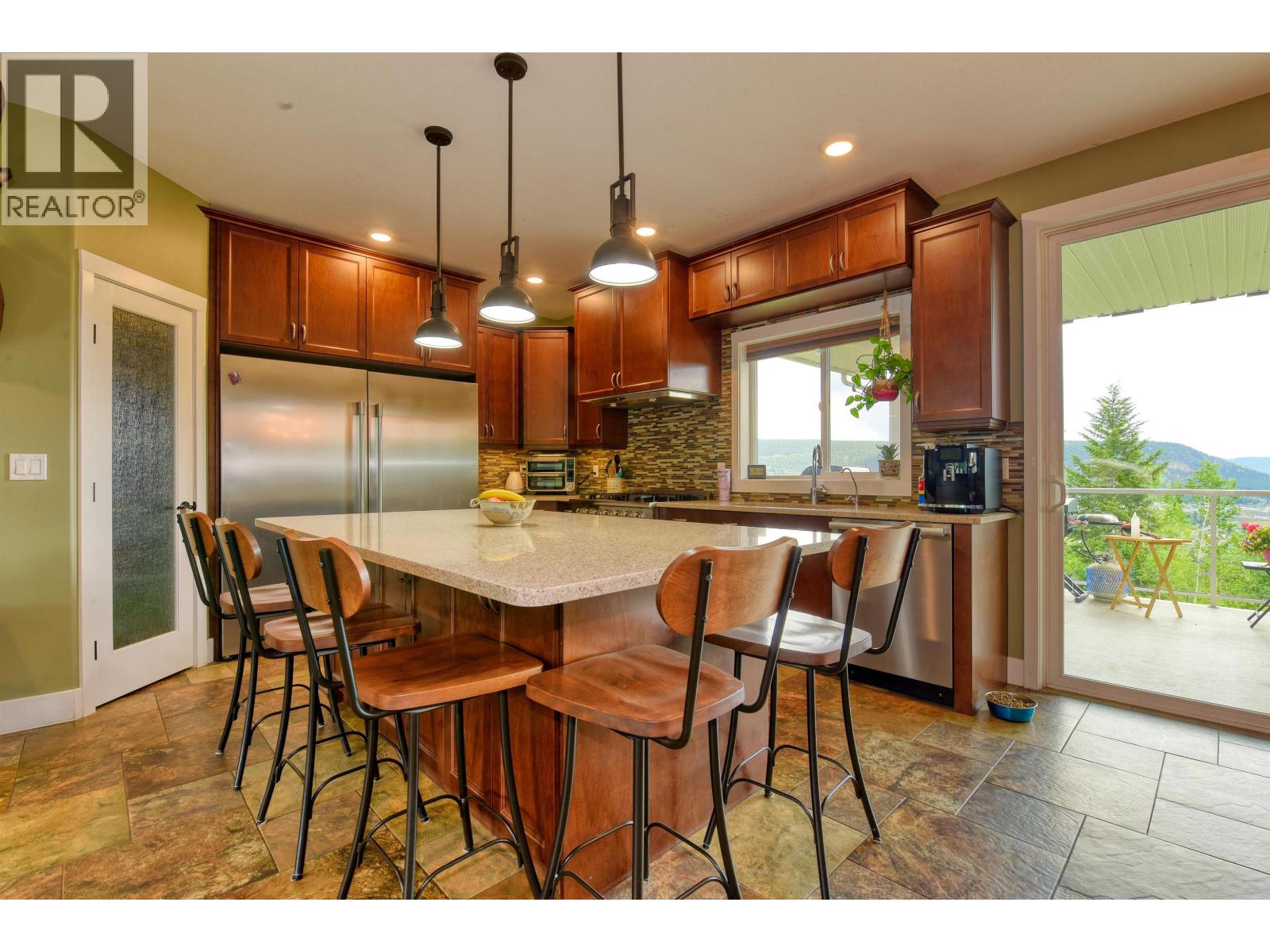 266 WOODLAND DRIVE, Williams Lake