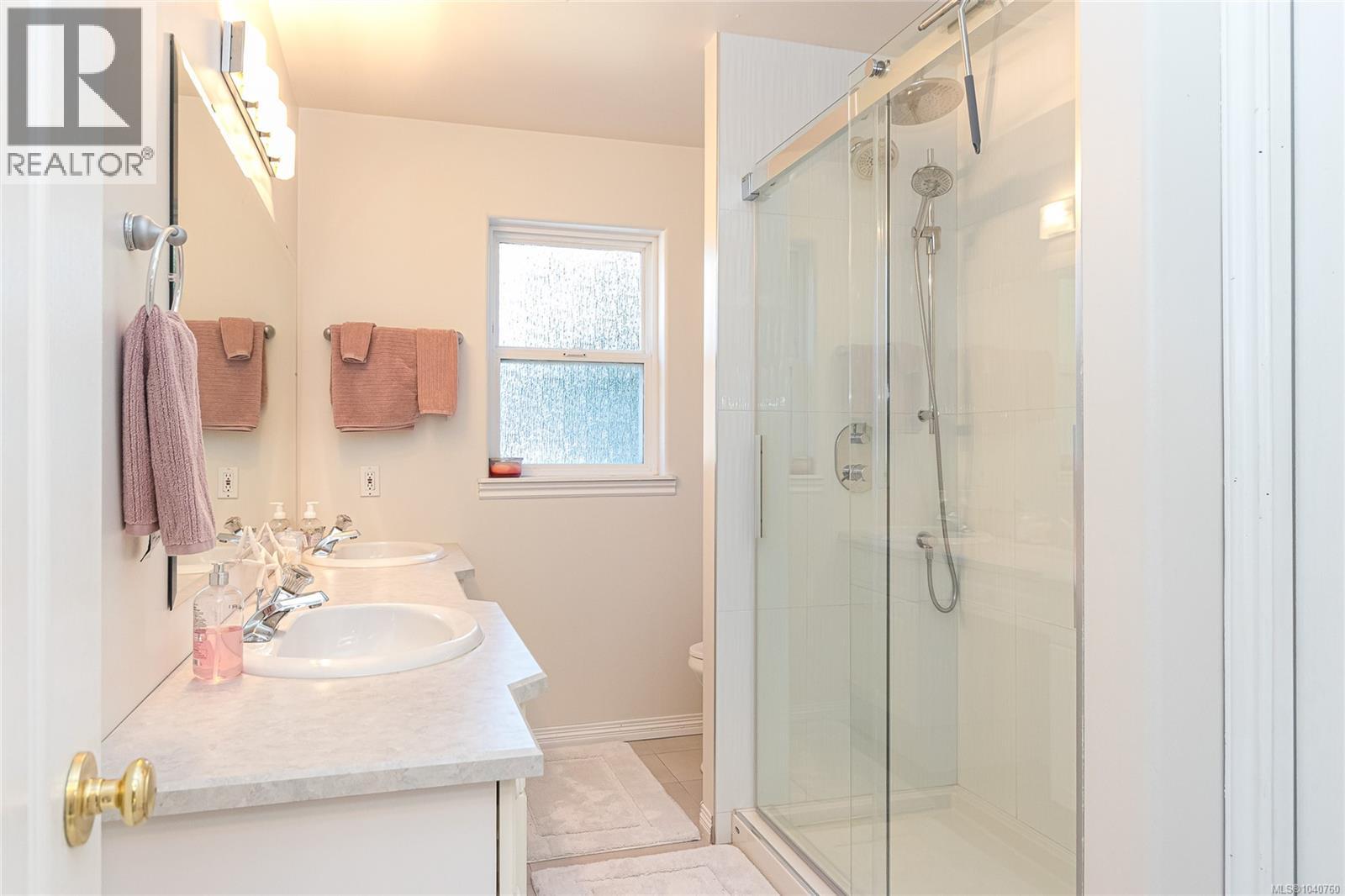 6810 West Coast Rd, Sooke