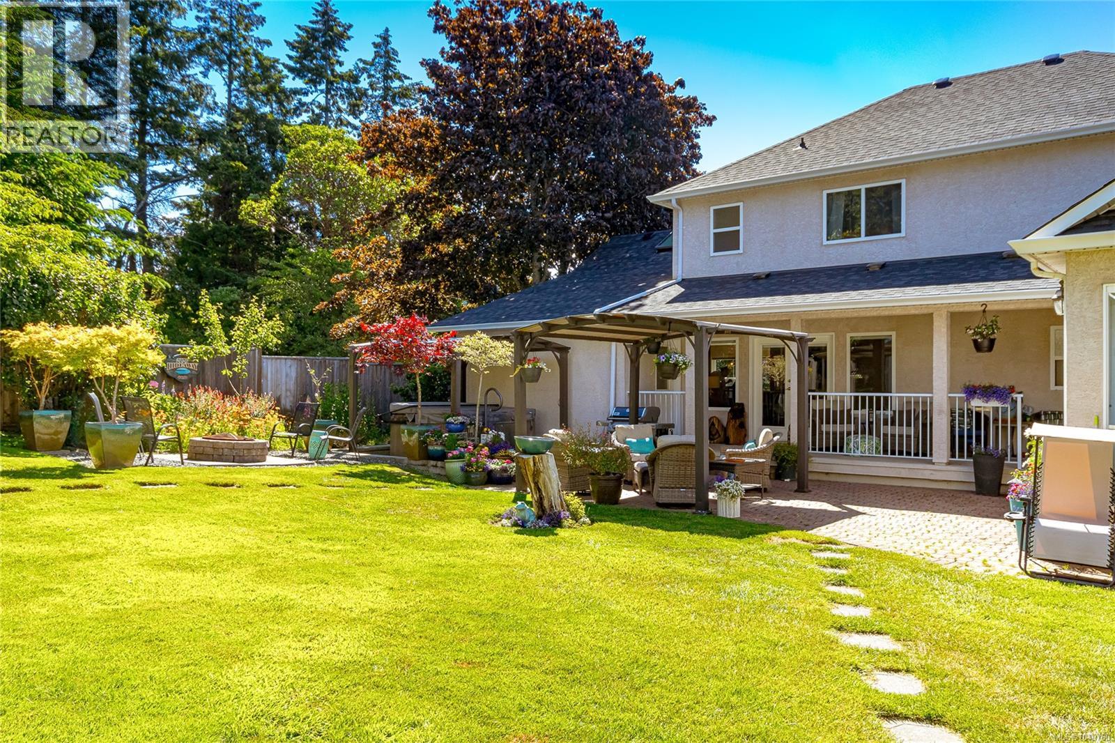 6810 West Coast Rd, Sooke