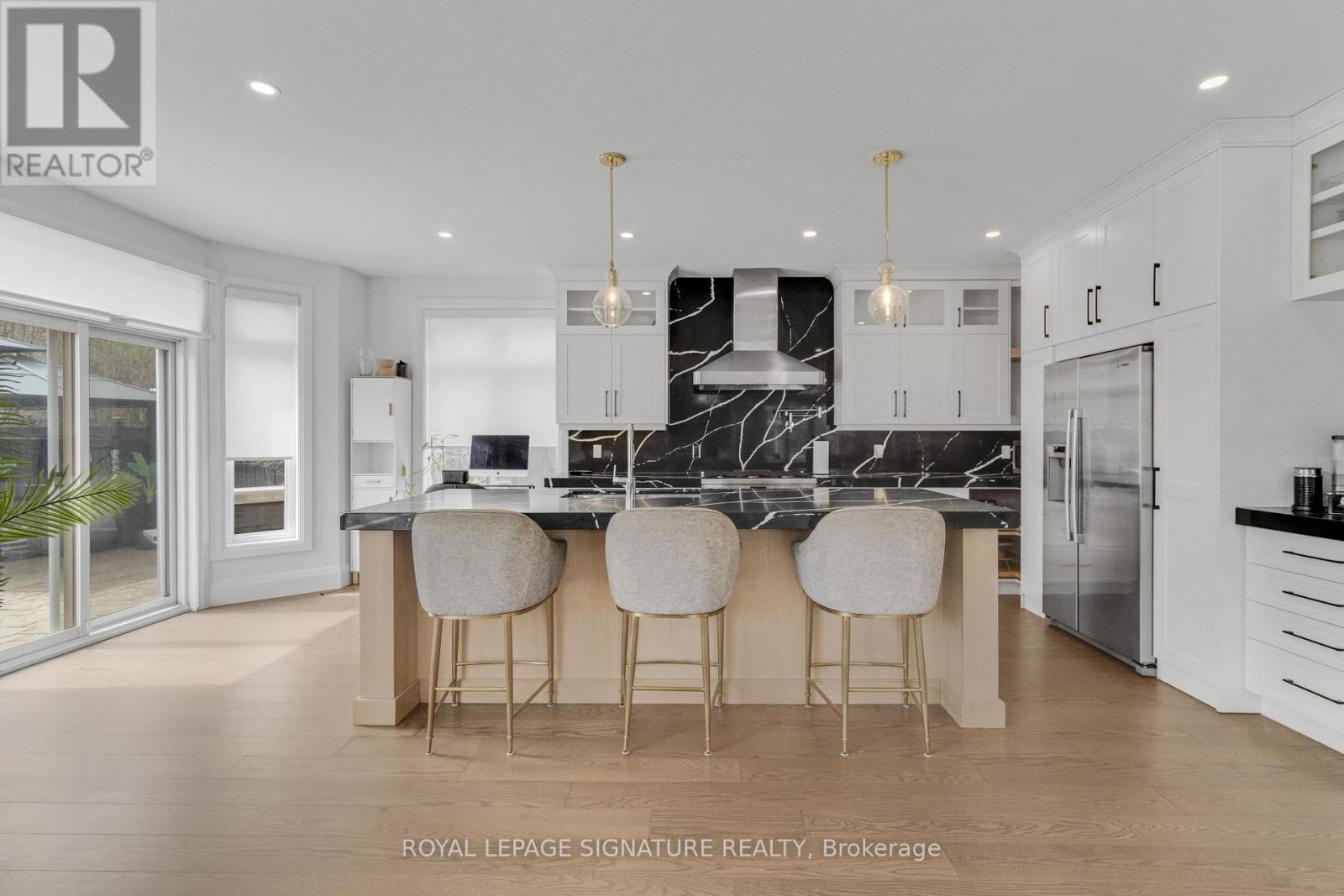 2324 HILLTOP LANE - 9