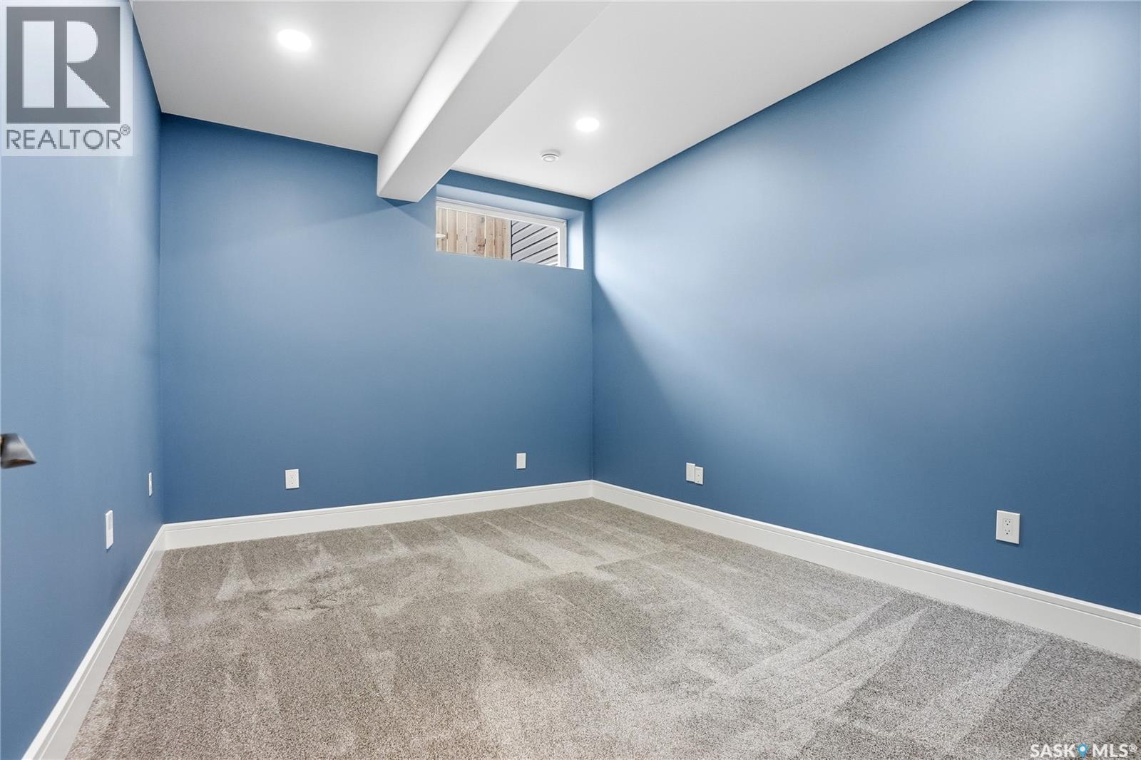 620 6th AVENUE S — photo 37