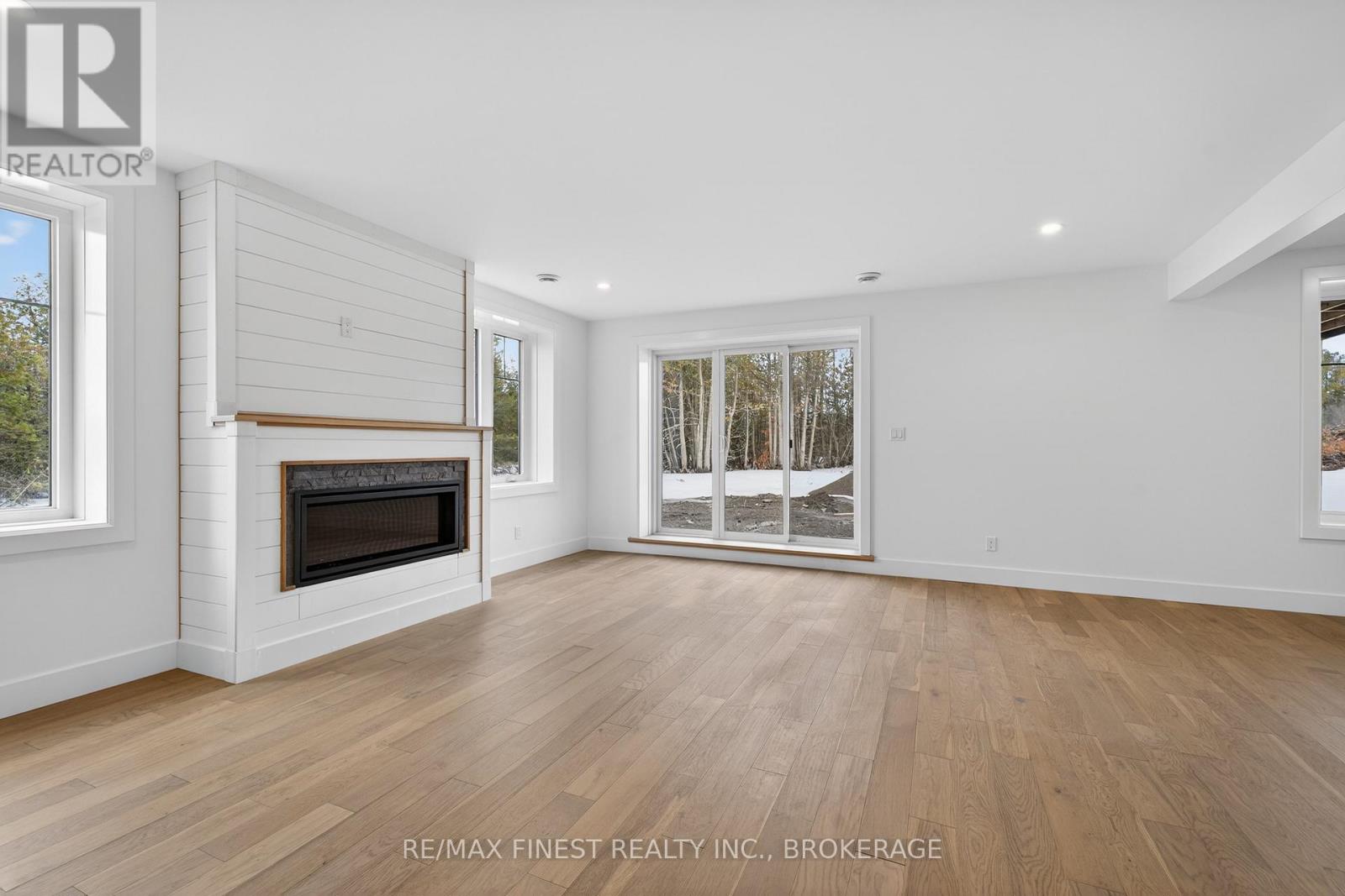1291 NEIL ROAD - 42