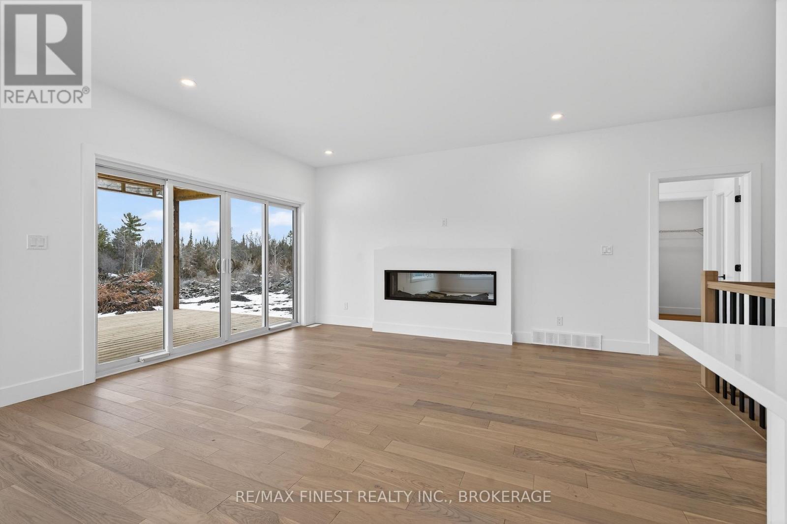 1291 NEIL ROAD - 9