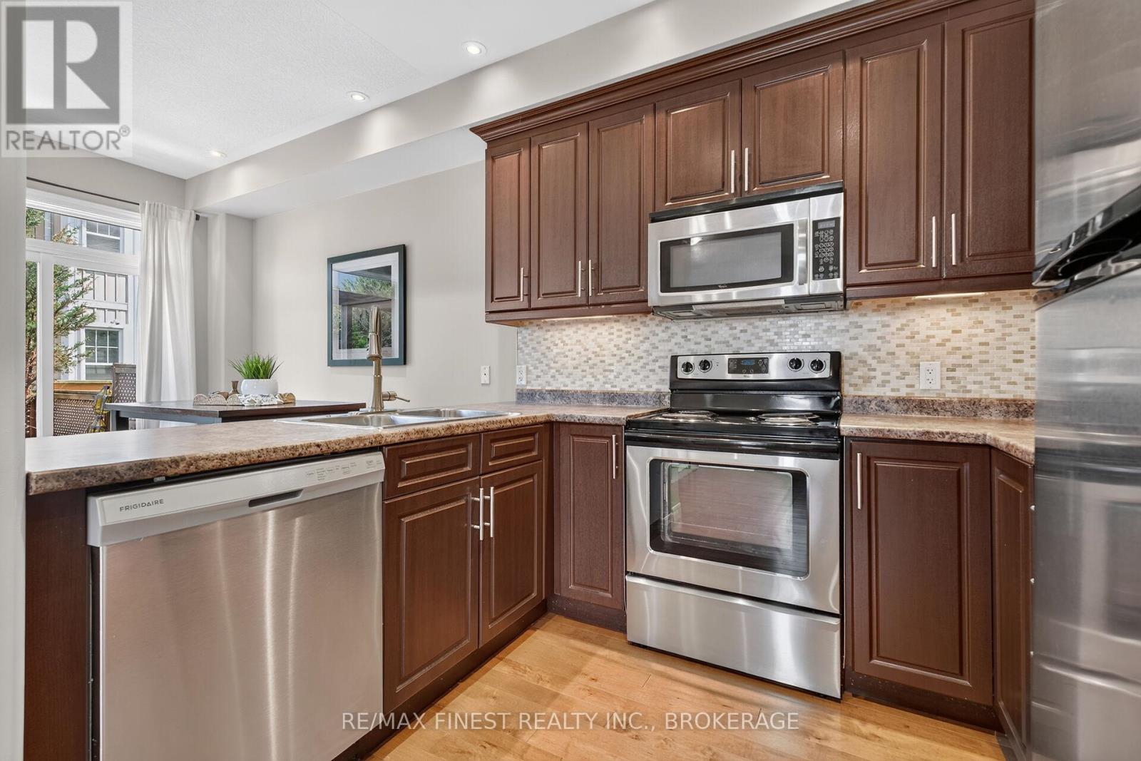767 NEWMARKET LANE - 14
