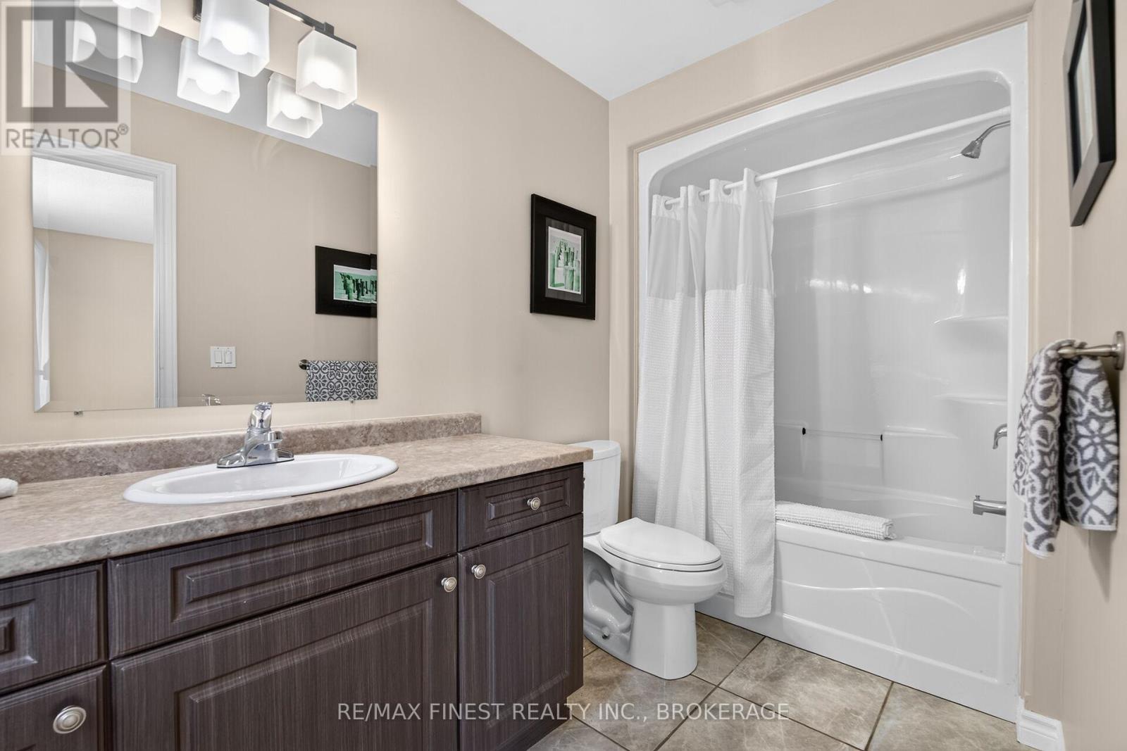 767 NEWMARKET LANE - 23