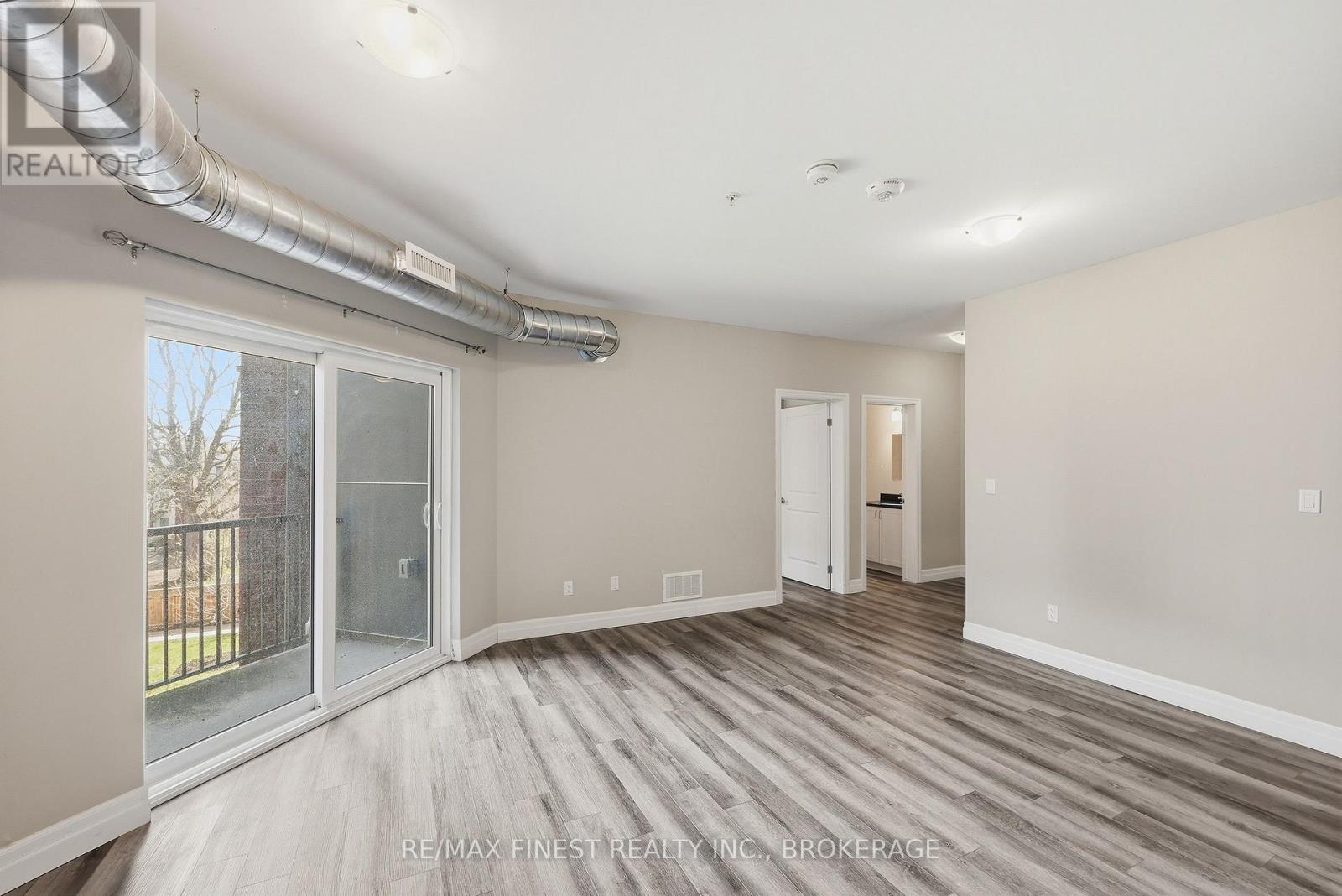 #308 501 FRONTENAC STREET - 26