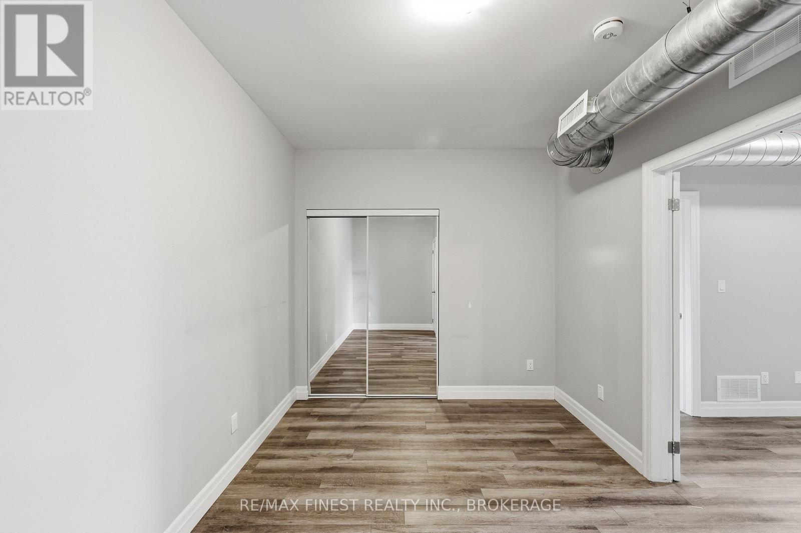 #308 501 FRONTENAC STREET - 32