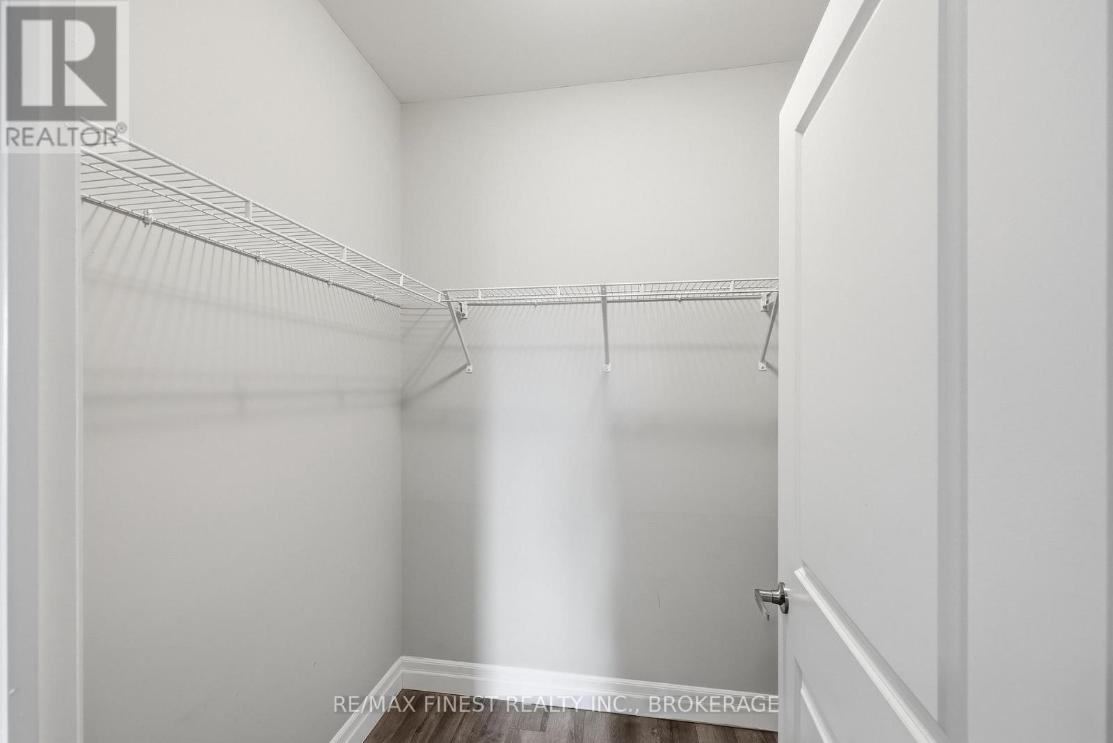#308 501 FRONTENAC STREET - 36