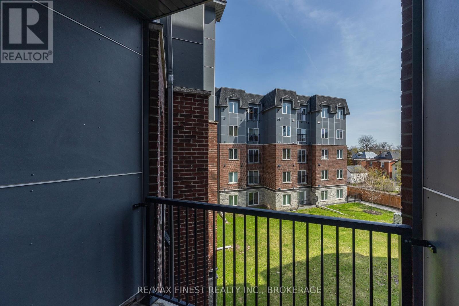 #308 501 FRONTENAC STREET - 40