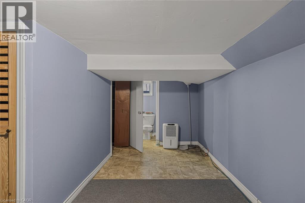 2-bedroom home for sale at 124 ORCHARD Avenue, Simcoe ON · photo 31 of 47
