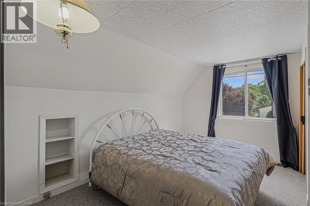 2-bedroom home for sale at 124 ORCHARD Avenue, Simcoe ON · photo 22 of 47