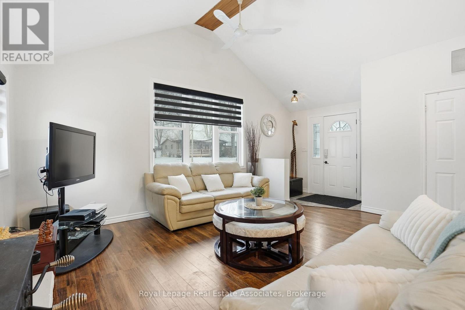 3132 EVADERE AVENUE - 10