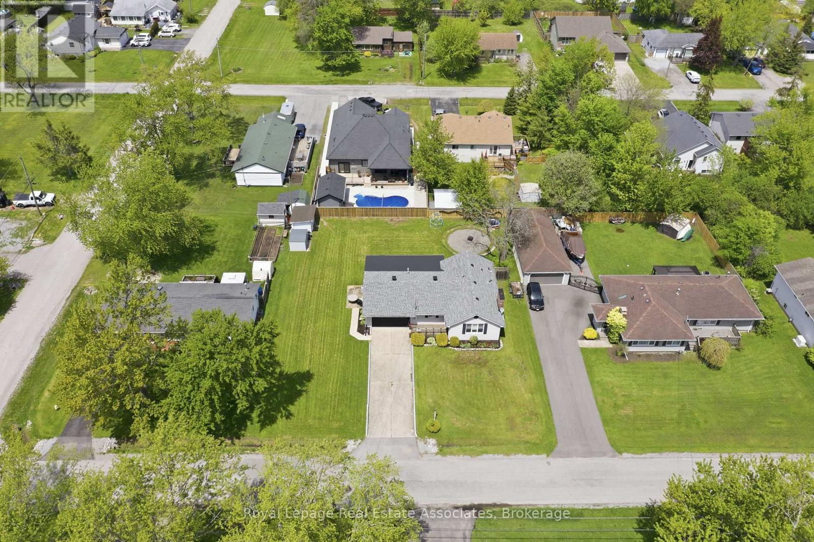 3132 EVADERE AVENUE - 37