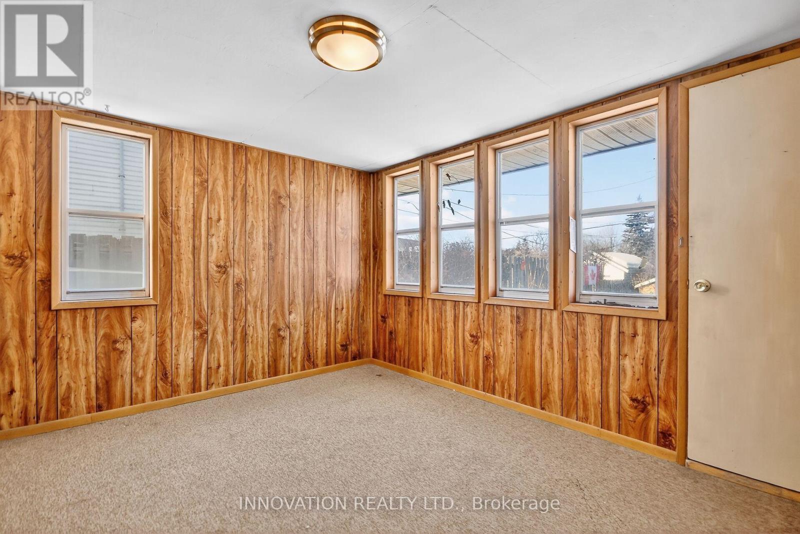 1951 GARFIELD AVENUE - 29